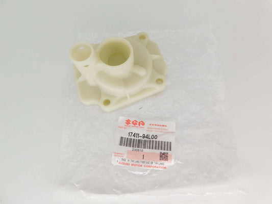 CAJA DE BOMBA DE AGUA SUZUKI DF/DT 25-30HP OEM 17411-94L00
